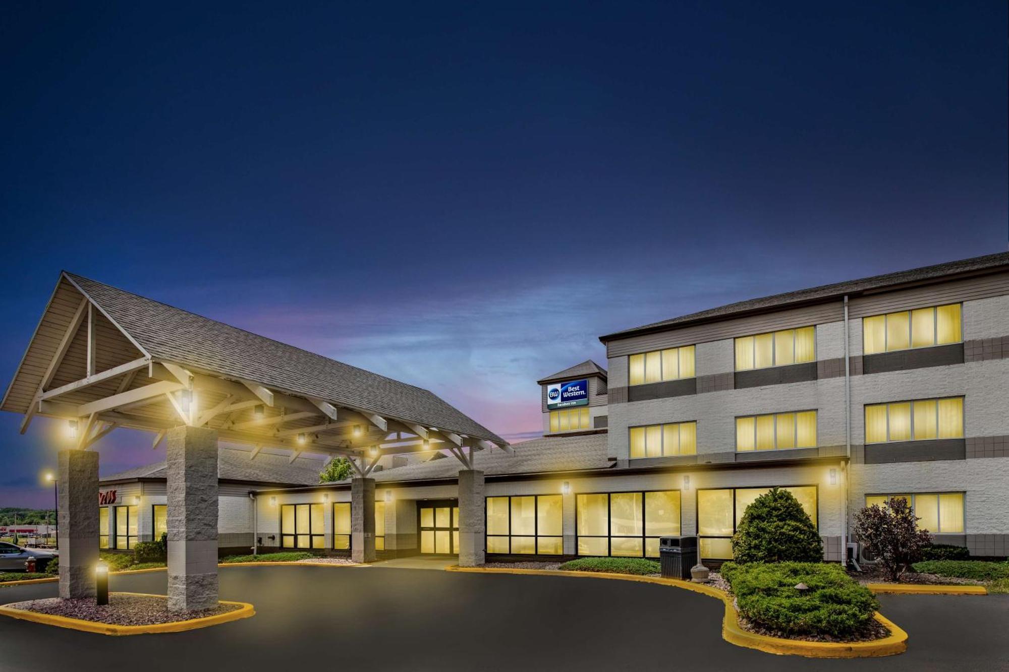Best Western Baraboo Inn Extérieur photo